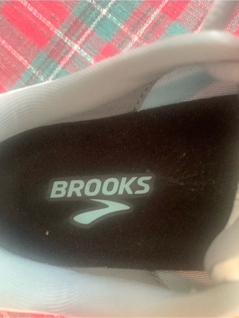 Brooks Running Shoe with Light Gray Upper and Teal Logo - Picture 4 of 4
